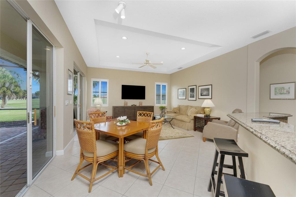 Image 20 of property listing at 138 MONTELLUNA DRIVE, North Venice, FL 34275