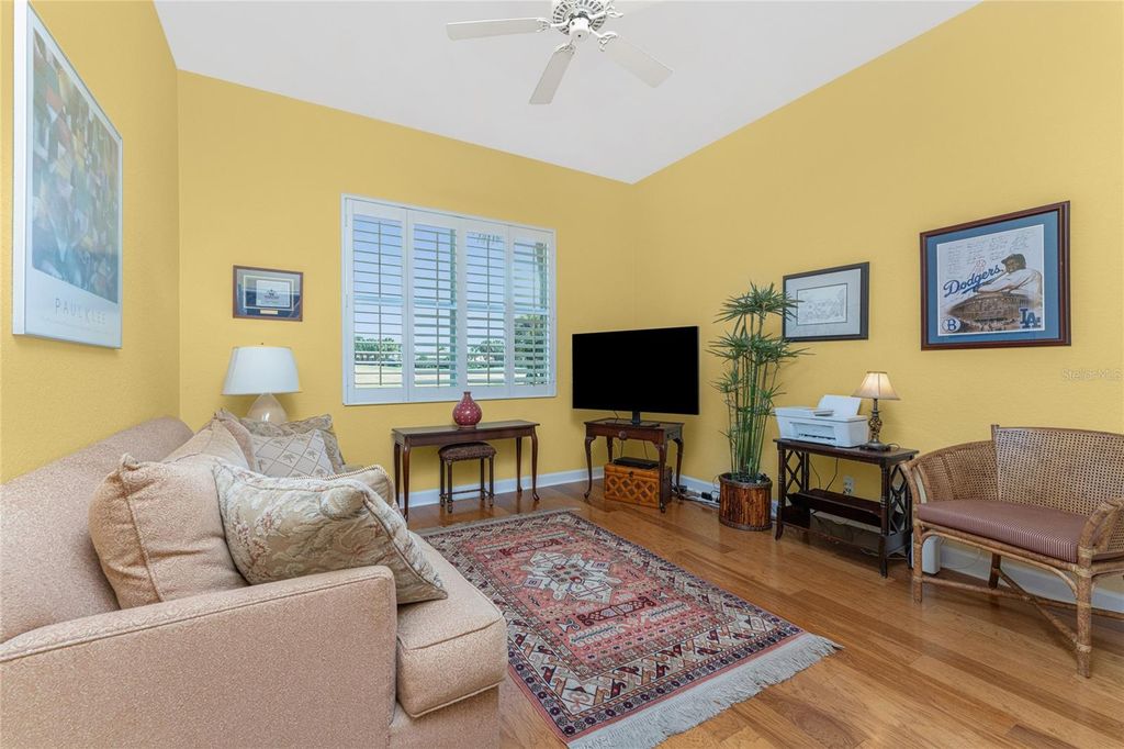 Image 31 of property listing at 138 MONTELLUNA DRIVE, North Venice, FL 34275