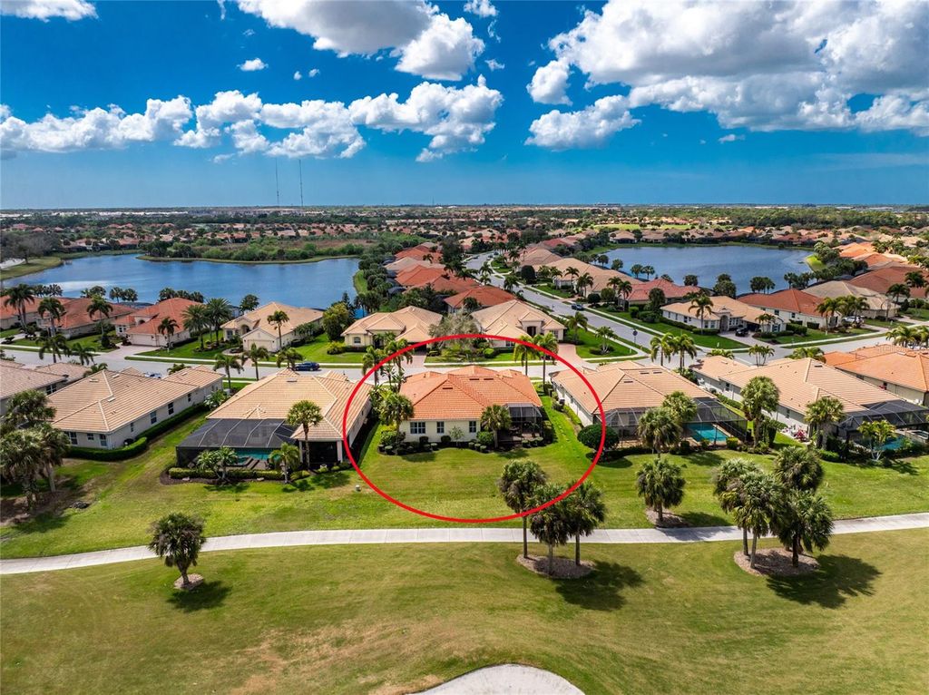 Image 54 of property listing at 138 MONTELLUNA DRIVE, North Venice, FL 34275