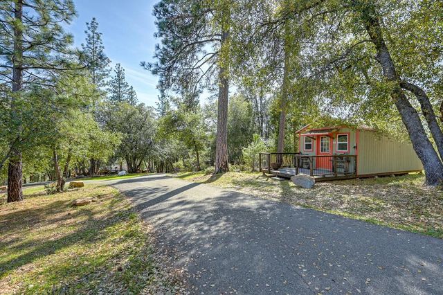 19736 Jesus Maria, Mokelumne Hill, CA 95245
