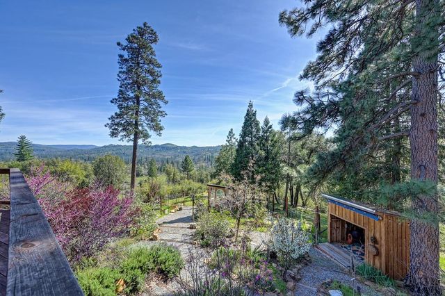 19736 Jesus Maria, Mokelumne Hill, CA 95245