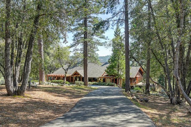 19736 Jesus Maria, Mokelumne Hill, CA 95245