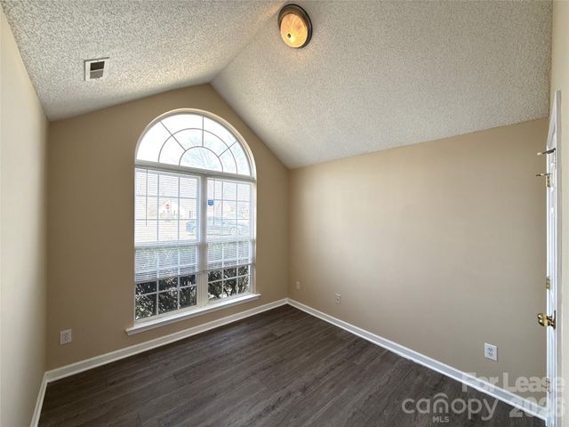 507 Shafter Court, Charlotte, NC 28214