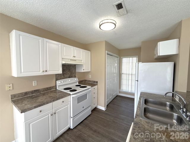 507 Shafter Court, Charlotte, NC 28214