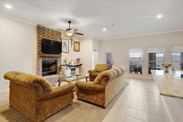 2401 Southridge Lane, Sherman, TX 75092