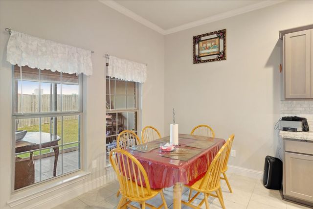 2401 Southridge Lane, Sherman, TX 75092