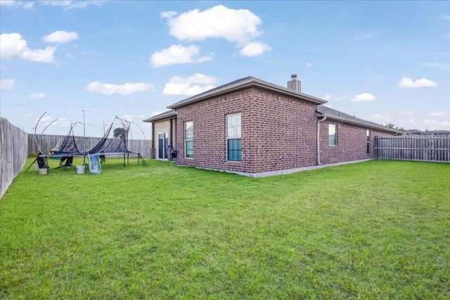 2401 Southridge Lane, Sherman, TX 75092