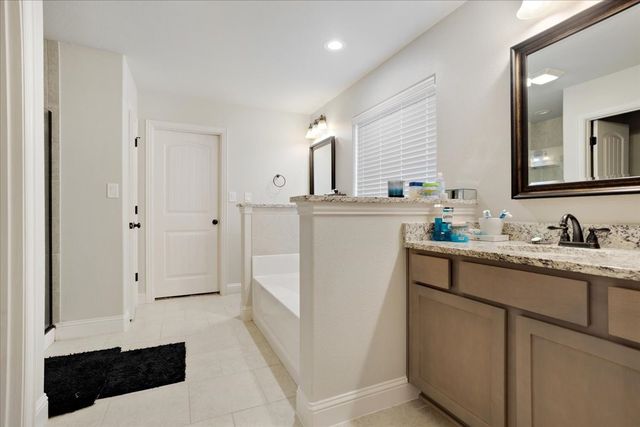 2401 Southridge Lane, Sherman, TX 75092