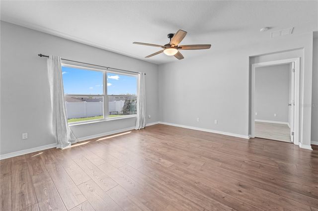 407 KESTREL DRIVE, Groveland, FL 34736