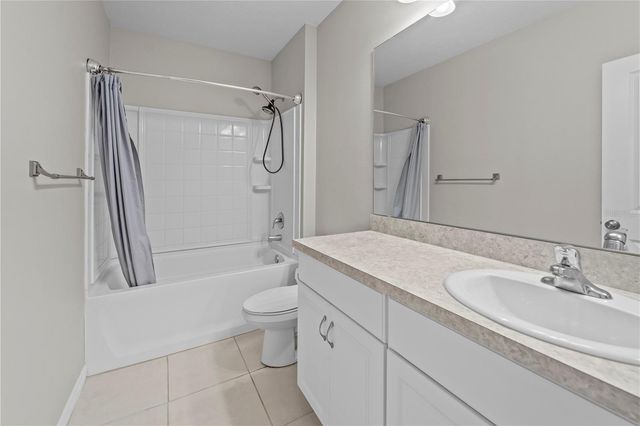 407 KESTREL DRIVE, Groveland, FL 34736