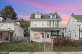 687 STATE ST, Lemoyne, PA 17043
