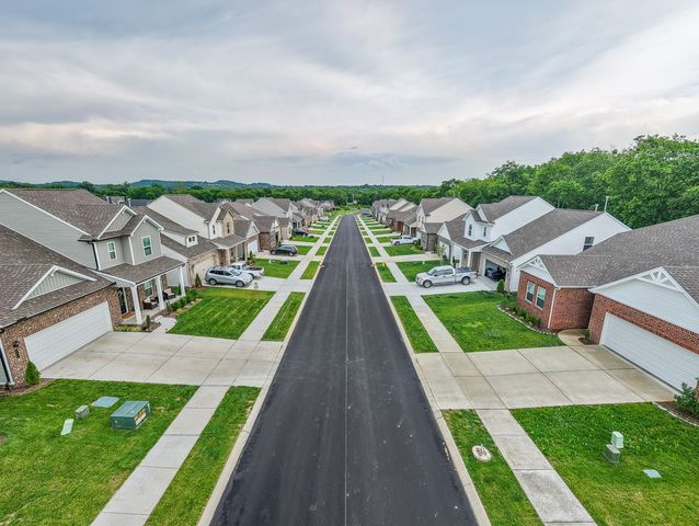 423 Duchess Blvd, Gallatin, TN 37066