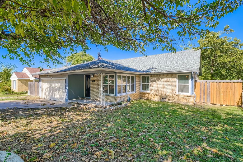 3804 Cornish Avenue, Fort Worth, TX 76133
