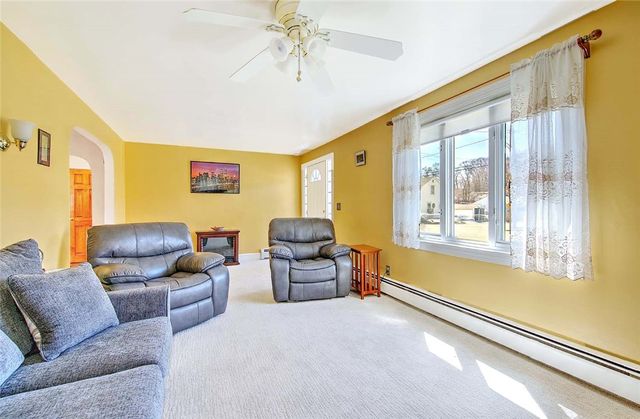 419 George Waterman Road, Johnston, RI 02919