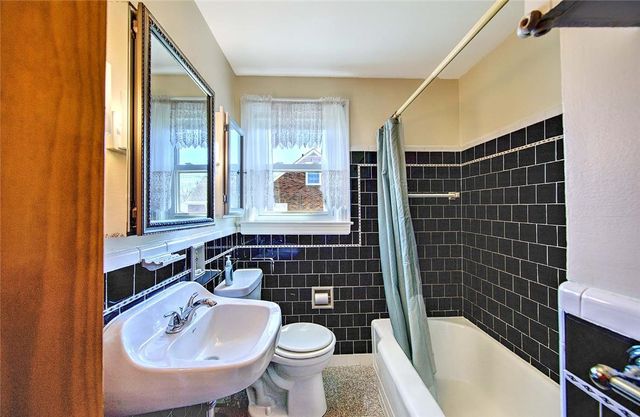 419 George Waterman Road, Johnston, RI 02919