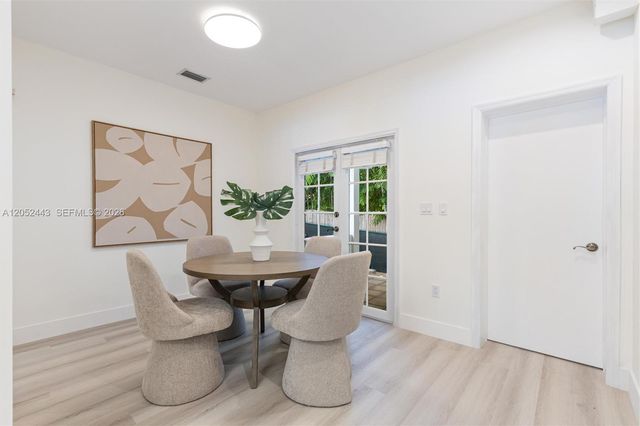 145 W Sunrise Ave, Coral Gables, FL 33133