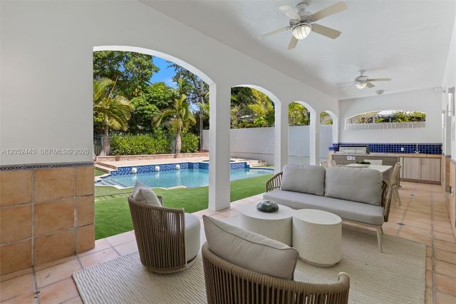 145 W Sunrise Ave, Coral Gables, FL 33133