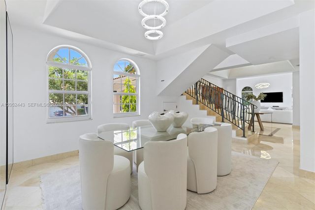 145 W Sunrise Ave, Coral Gables, FL 33133