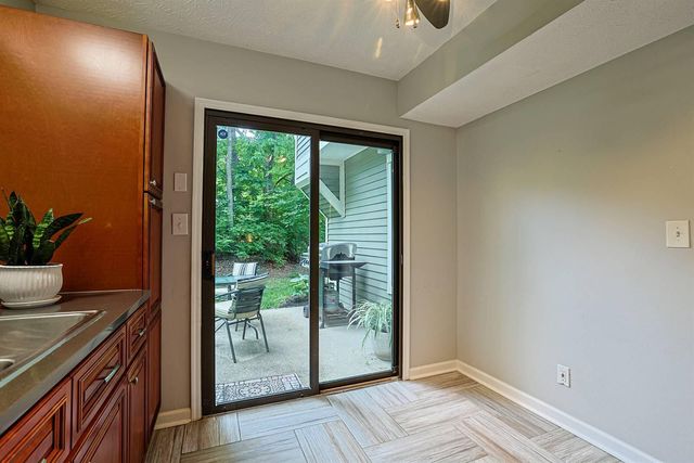 2419 Palmeadow Drive, Crestview Hills, KY 41017