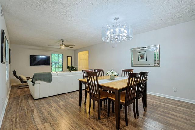 2419 Palmeadow Drive, Crestview Hills, KY 41017