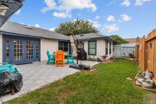 2602 Gerol Court, Galveston, TX 77551