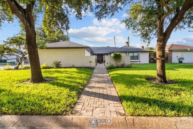 2602 Gerol Court, Galveston, TX 77551