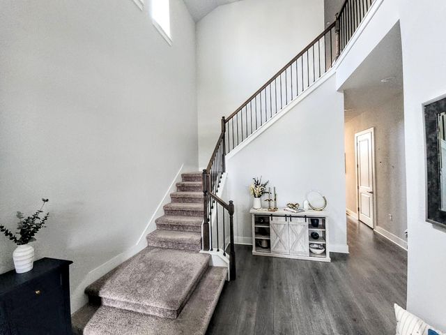17405 Hattie TRCE, Austin, TX 78738