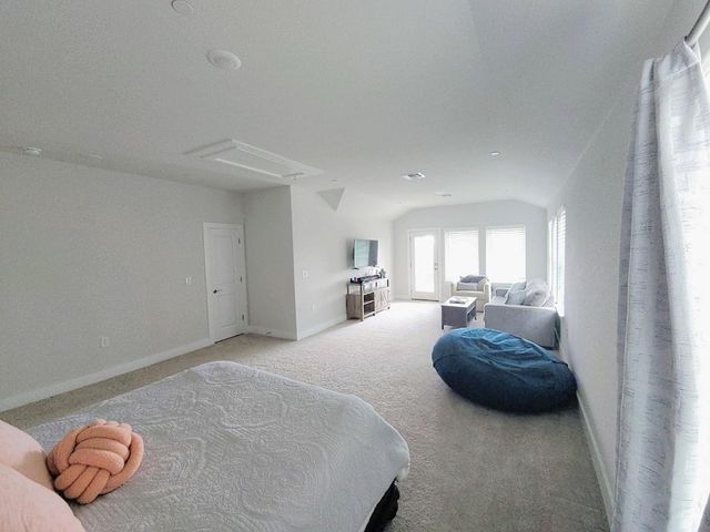 17405 Hattie TRCE, Austin, TX 78738