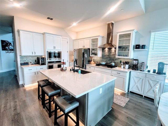 17405 Hattie TRCE, Austin, TX 78738