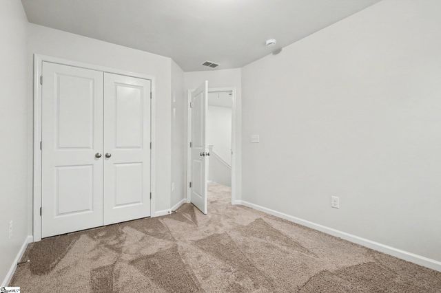 639 Blossom Run Drive, Spartanburg, SC 29307