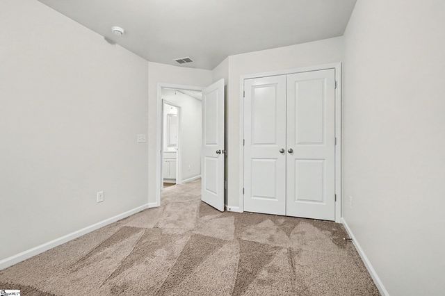 639 Blossom Run Drive, Spartanburg, SC 29307