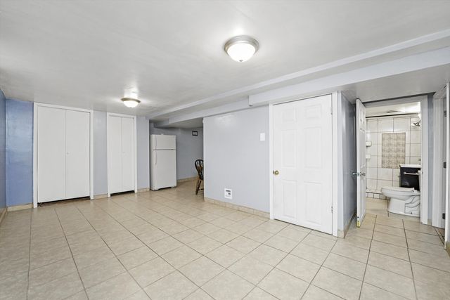 7820 S Sawyer Avenue G, Chicago, IL 60652