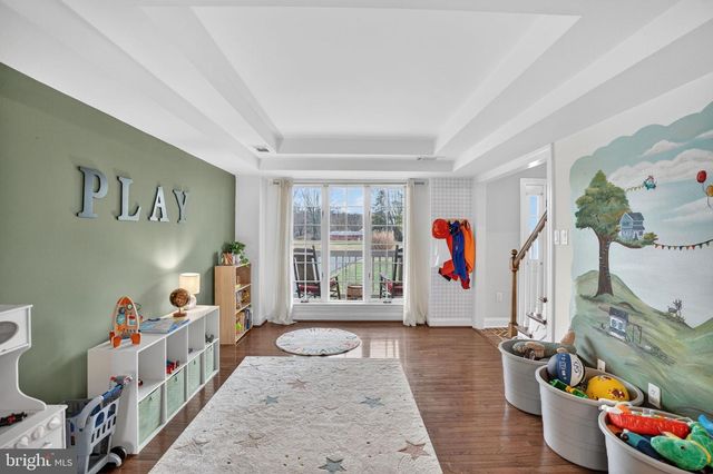 31 FIELDSTONE DR, Bunker Hill, WV 25413