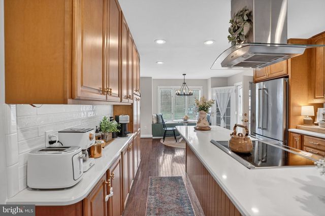 31 FIELDSTONE DR, Bunker Hill, WV 25413