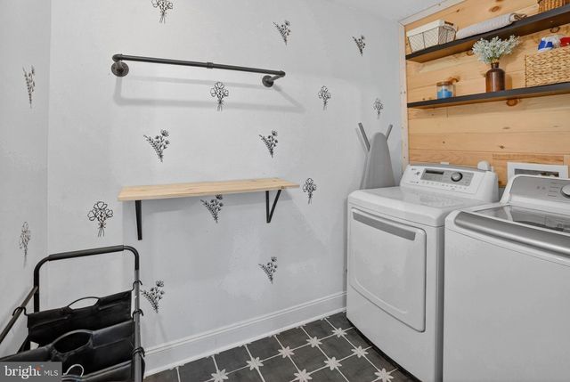 31 FIELDSTONE DR, Bunker Hill, WV 25413