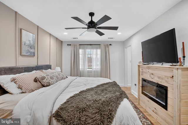 31 FIELDSTONE DR, Bunker Hill, WV 25413