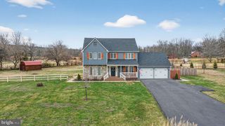 31 FIELDSTONE DR, Bunker Hill, WV 25413