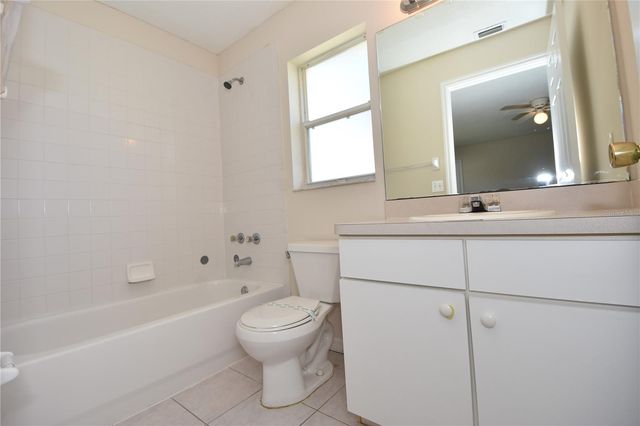 19 BURNING EMBER LANE, Palm Coast, FL 32137