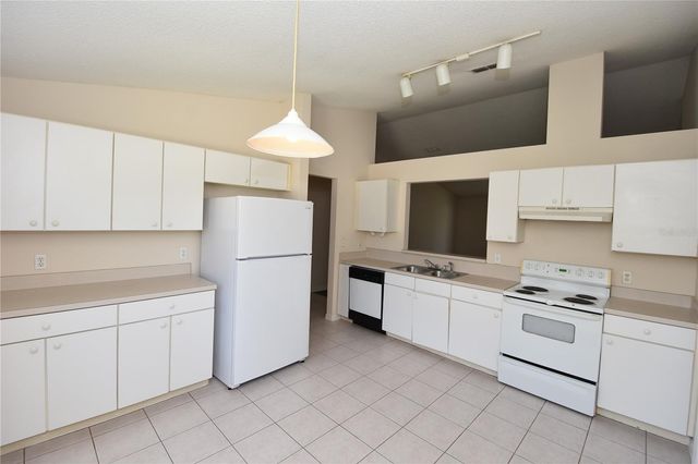 19 BURNING EMBER LANE, Palm Coast, FL 32137