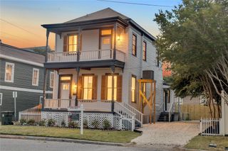 614 11th Street, Galveston, TX 77550