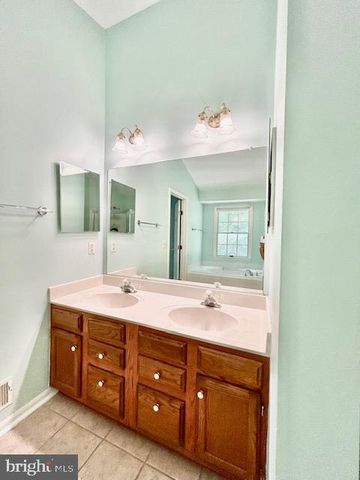 7503 WESTMORE DR, Springfield, VA 22150