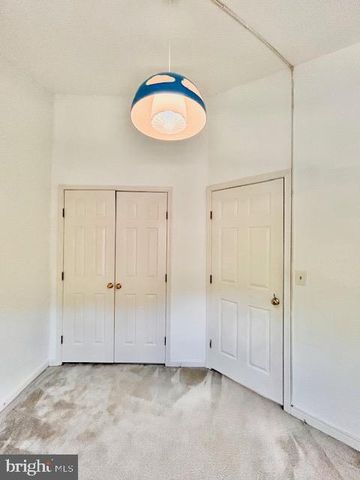 7503 WESTMORE DR, Springfield, VA 22150