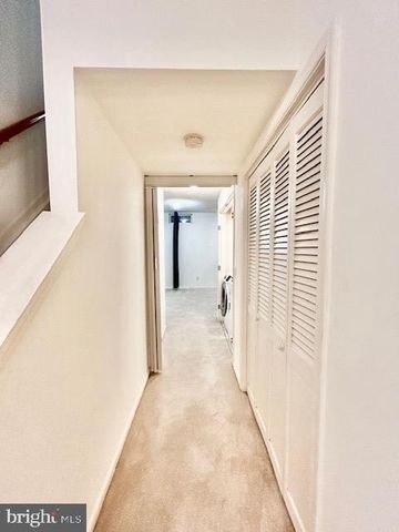 7503 WESTMORE DR, Springfield, VA 22150