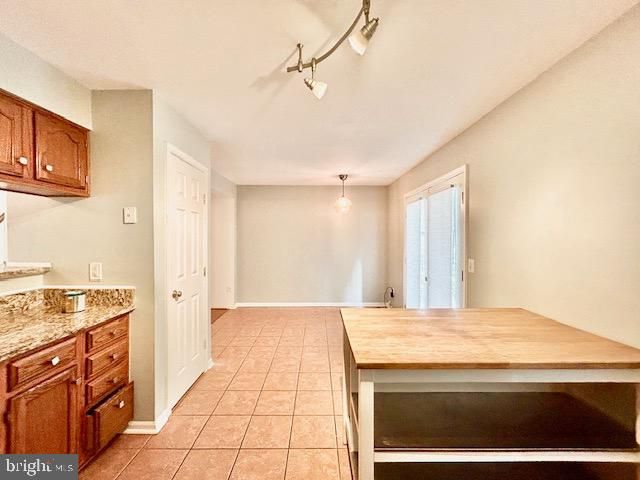 7503 WESTMORE DR, Springfield, VA 22150