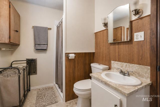 1755 2nd Ave E, Twin Falls, ID 83301