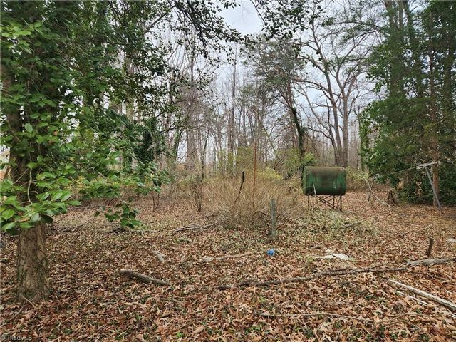 306 Greenbriar Road, Greensboro, NC 27405