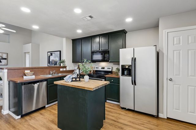 9028 Wild Rose Lane, Cross Roads, TX 76227