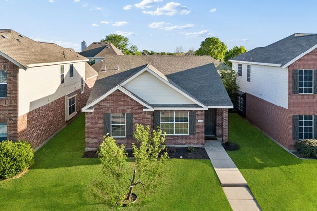 9028 Wild Rose Lane, Cross Roads, TX 76227