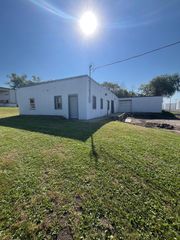 76 21st Street, Newport, MN 55055