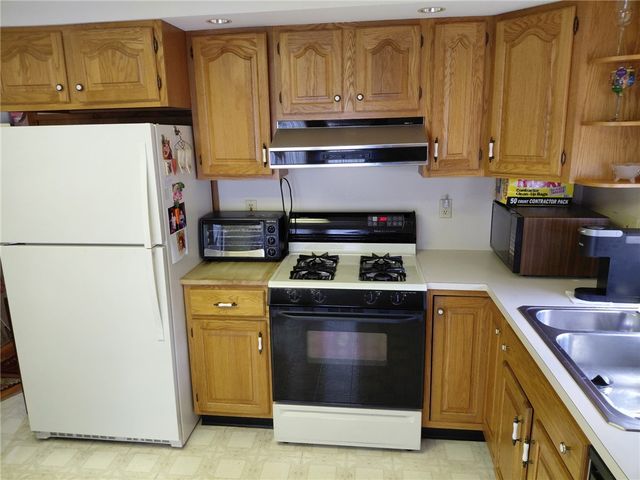 48 Jenks Street, East Providence, RI 02914